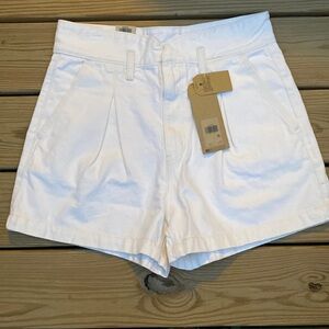 NWT🍍LEVI MOM SHORTS🍍SIZE 30🍍B-2